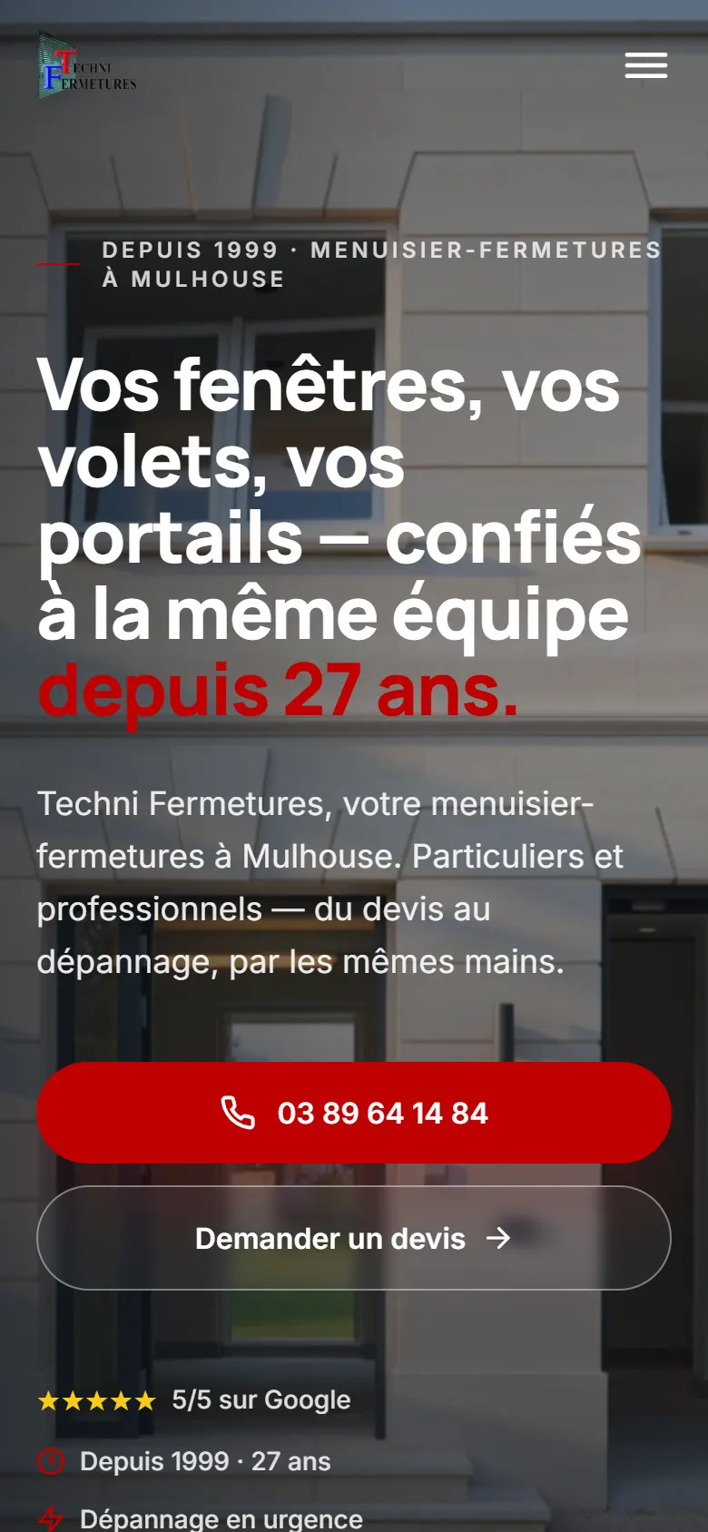 Le site de Techni Fermetures affiché sur un téléphone